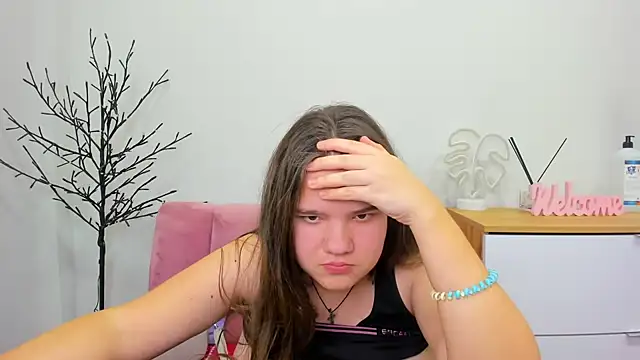 AdeleCruz online show from 10, 2, 2025