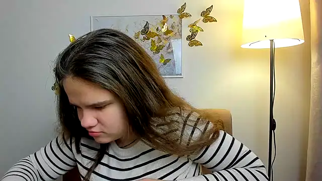 AdeleCruz online show from 16, 2, 2025