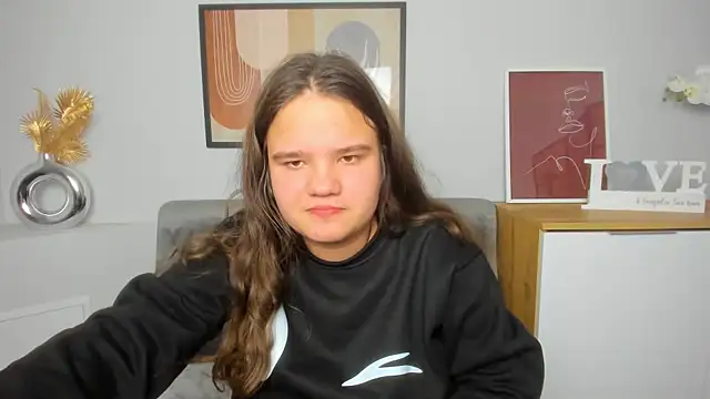 AdeleCruz online show from 26, 2, 2025