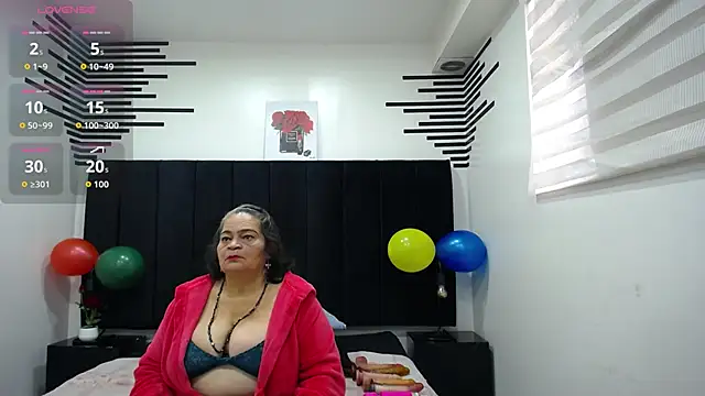 VickyBoobss online show from 12, 10, 2025