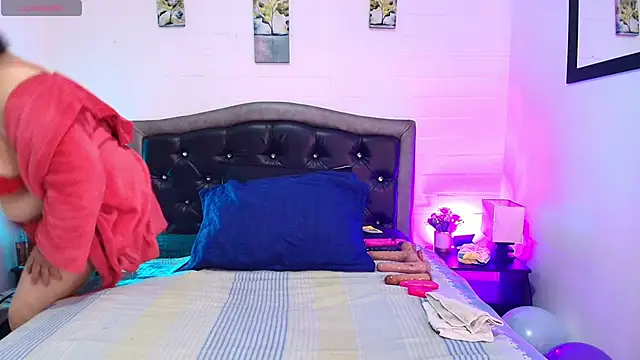 VickyBoobss online show from 13, 4, 2026