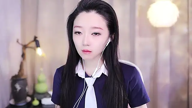 Snapshot of Zoe-99 chatting on 6, 11, 2025 Zoe-99 online show from 6, 11, 2025