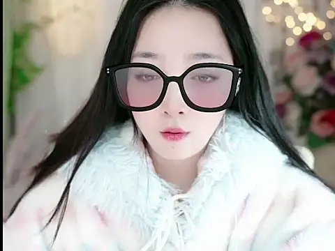 Snapshot of WenBao-Bao chatting on 15, 1, 2025 WenBao-Bao online show from 15, 1, 2025