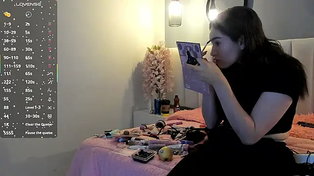 chelsea bolton  online show from 7, 4, 2026