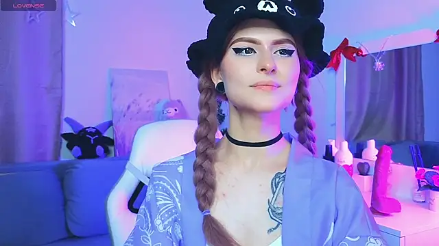 Emily  Mooree online show from 26, 1, 2025