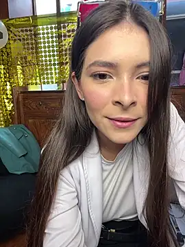 Snapshot of Aleska_Miami chatting on 18, 6, 2026 Aleska Miami online show from 18, 6, 2026