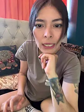 Snapshot of Aleska_Miami chatting on 8, 7, 2026 Aleska Miami online show from 8, 7, 2026