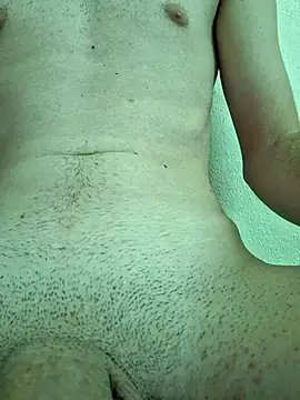 CSantiago01 online show from 8, 3, 2025