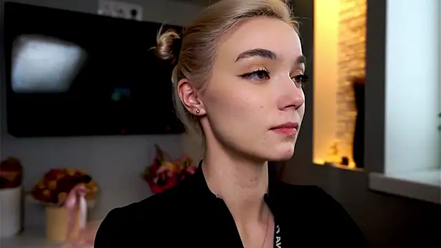 ileanacampbe online show from 20, 1, 2025