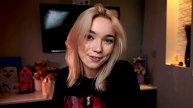 ileanacampbe online show from 4, 2, 2025