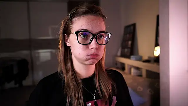 ileanacampbe online show from 18, 9, 2025