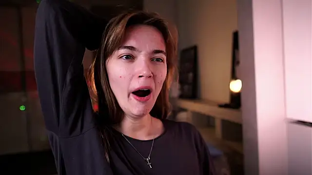 ileanacampbe online show from 10, 10, 2025