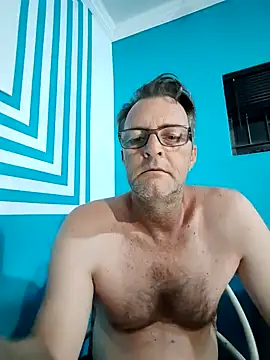 itsmeyes69 online show from 11, 1, 2025