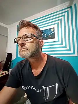 itsmeyes69 online show from 4, 2, 2025