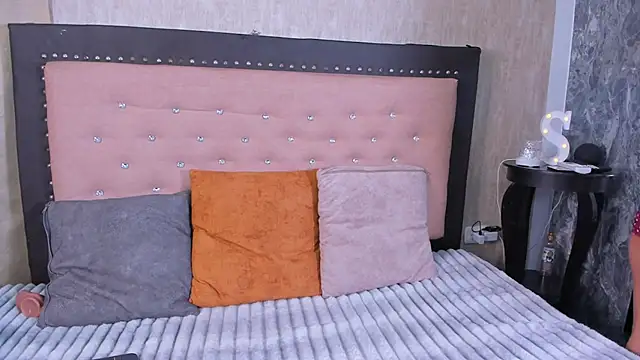 Snapshot of StefanyRousse chatting on 10, 7, 2026 StefanyRousse online show from 10, 7, 2026