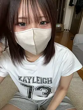 sakuchaaa 2525 online show from 10, 5, 2026