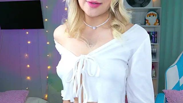 Snapshot of Mercedes_Robinson chatting on 5, 12, 2025 Mercedes Robinson online show from 5, 12, 2025