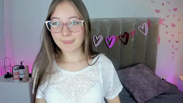 Snapshot of Dahlia_Rousse chatting on 1, 3, 2025 Dahlia Rousse online show from 1, 3, 2025