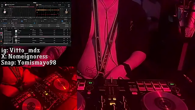 Snapshot of vittote chatting on 14, 2, 2025 vittote online show from 14, 2, 2025