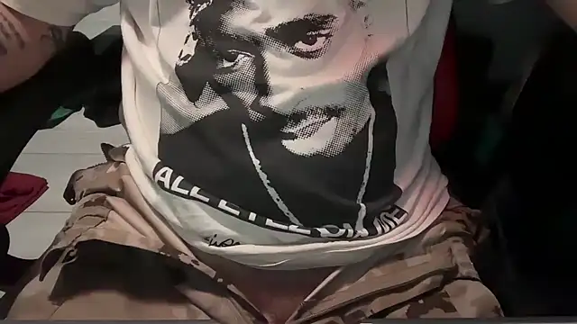 Snapshot of vittote chatting on 2, 10, 2025 vittote online show from 2, 10, 2025