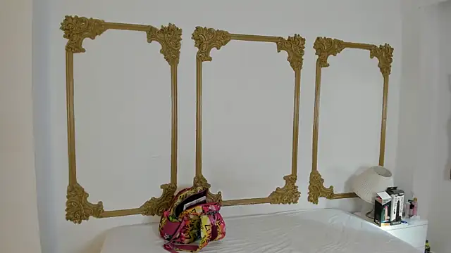 Snapshot of Cristal_Bons chatting on 7, 3, 2025 Cristal Bons online show from 7, 3, 2025