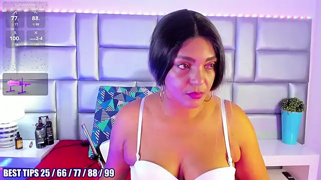 Snapshot of LovelyNickii chatting on 13, 2, 2026 LovelyNickii online show from 13, 2, 2026