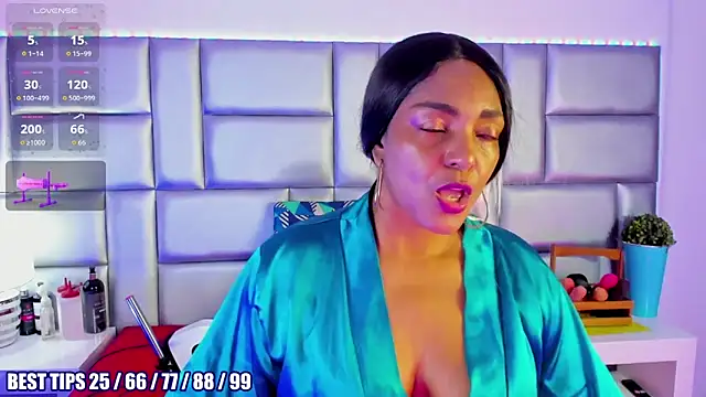 Snapshot of LovelyNickii chatting on 24, 2, 2026 LovelyNickii online show from 24, 2, 2026