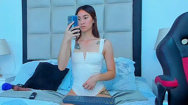 MeganPresleyy online show from 23, 1, 2025