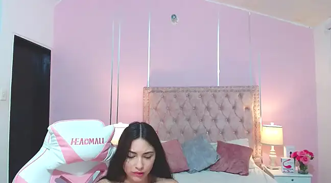 Snapshot of NoaLuxury chatting on 23, 2, 2025 NoaLuxury online show from 23, 2, 2025