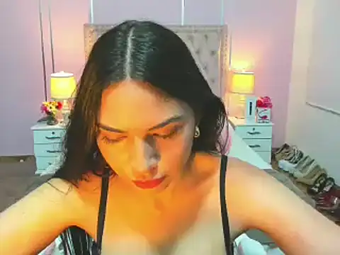 Snapshot of NoaLuxury chatting on 10, 3, 2025 NoaLuxury online show from 10, 3, 2025