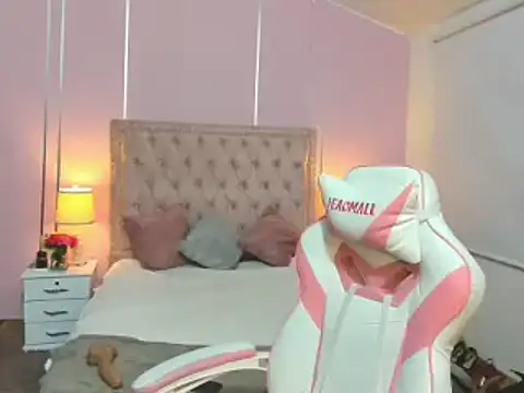 Snapshot of NoaLuxury chatting on 18, 3, 2025 NoaLuxury online show from 18, 3, 2025