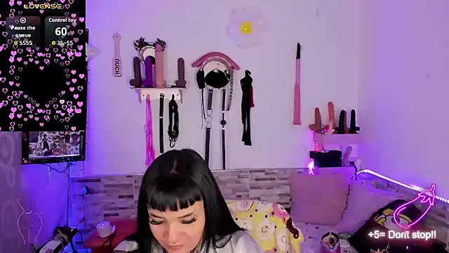 amyswallow7 online show from 15, 4, 2026