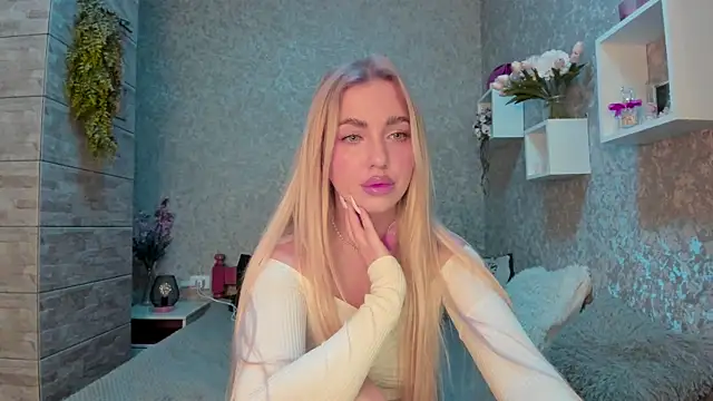 Mika Rayy online show from 25, 10, 2025