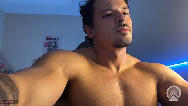 Snapshot of Lucasfit24 chatting on 7, 5, 2026 Lucasfit24 online show from 7, 5, 2026