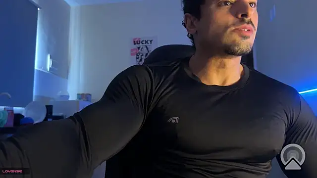 Snapshot of Lucasfit24 chatting on 7, 5, 2026 Lucasfit24 online show from 7, 5, 2026