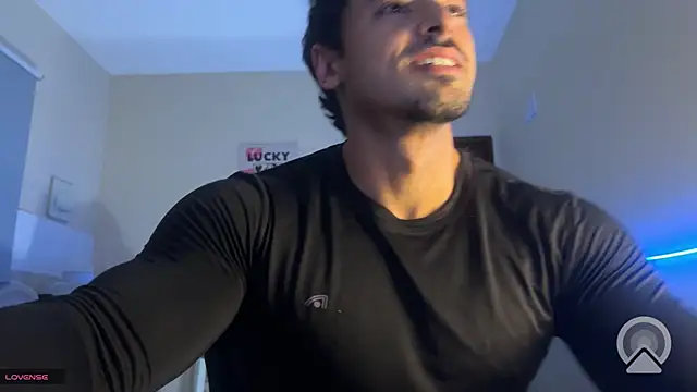 Snapshot of Lucasfit24 chatting on 9, 5, 2026 Lucasfit24 online show from 9, 5, 2026