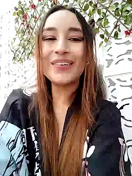 coral jonesss online show from 20, 1, 2025