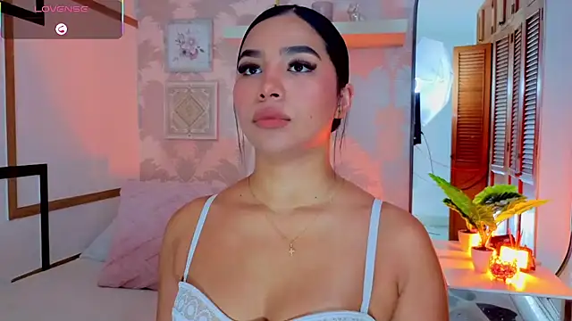 Snapshot of CharlotteGraay chatting on 13, 7, 2026 CharlotteGraay online show from 13, 7, 2026