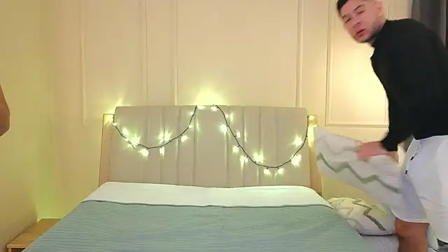 Snapshot of mr_danni chatting on 24, 11, 2025 mr danni online show from 24, 11, 2025