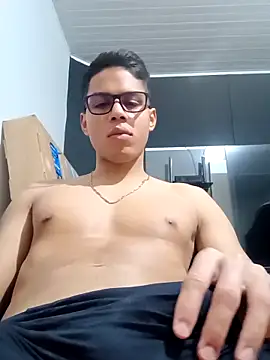 HornyTiger744 online show from 5, 2, 2026