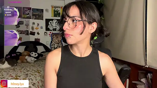 B0nnie H0ney online show from 23, 4, 2026