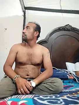 Snapshot of Goloso2423 chatting on 3, 12, 2025 Goloso2423 online show from 3, 12, 2025