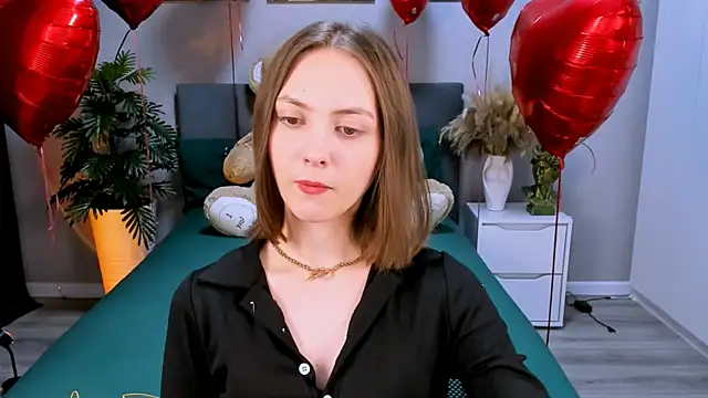 Snapshot of JesssWalker chatting on 19, 2, 2025 JesssWalker online show from 19, 2, 2025