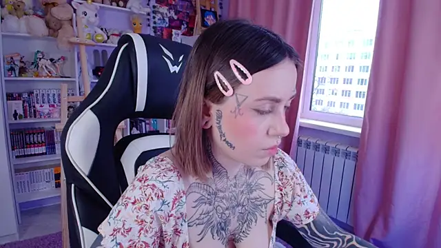 Catharsisi online show from 6, 3, 2025