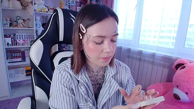 Catharsisi online show from 7, 3, 2025