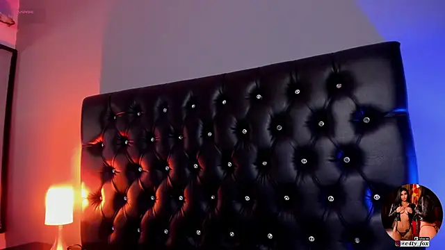 Catty Foxx online show from 26, 2, 2025