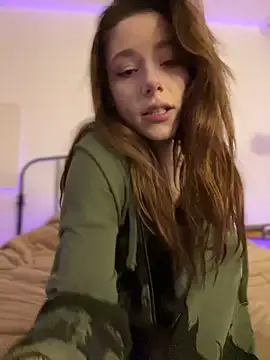 Mary Leaf online show from 6, 2, 2025