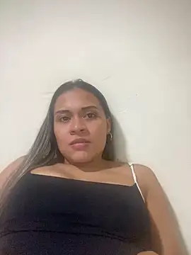 Yessica 832 online show from 23, 2, 2025