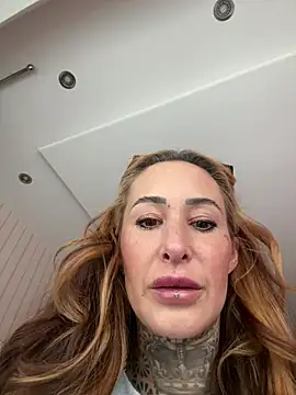 Snapshot of Black_sweet_Rose chatting on 10, 1, 2026 Black sweet Rose online show from 10, 1, 2026