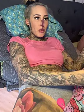 Snapshot of Black_sweet_Rose chatting on 22, 2, 2026 Black sweet Rose online show from 22, 2, 2026